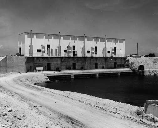 Flood control pump station S-2. 1950s. HMSF, Miami News Collection. 1989-011-5559.