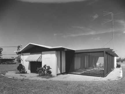 Salhaven Village house by Rufus Nims. August 24, 1958. Photograph by Rudi Rada. Founded in 1956, Salhaven Village was a short-lived retirement village in Jupiter, Florida. Rada Collection, HistoryMiami, 8824-4.
