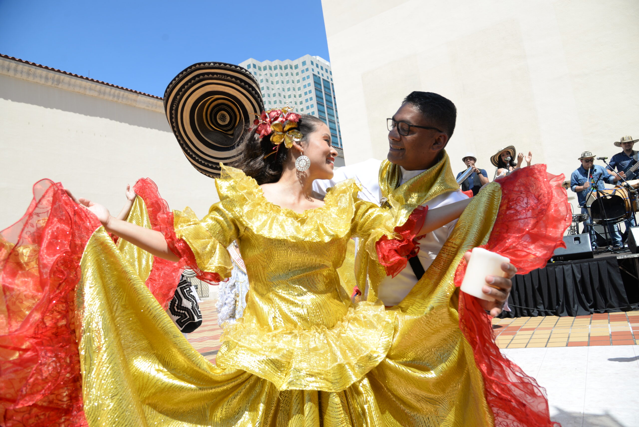 couple dancing in colorful costumes