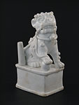 Chinese porcelain ‘Lion of Fo’. 17th century. 13.3 x 5.0 cm. Institute of Jamaica, 1996/0723. This incense burner represents a Lion or Dog of Fo, a Buddhist temple guardian.