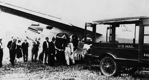 Florida Airways airplane delivering its first airmail to Miami’s 54th Street Airport. April 1, 1926. Photo by Claude C. Matlack. HistoryMiami. Matlack 256-36.